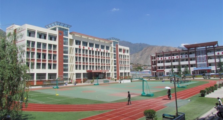 LIANGSHUI MIDDLE SCHOOL